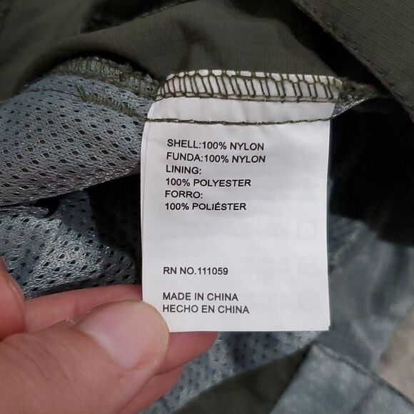 American Outback Hiking Lightweight Convertible Pants/Shorts in Green Size M - Picture 13 of 16